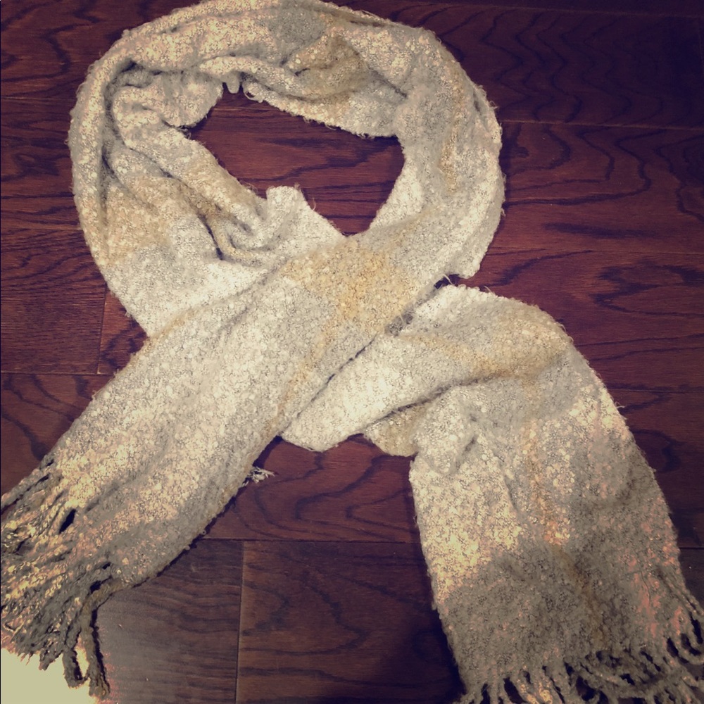 Set of 2 flannel wrap scarves